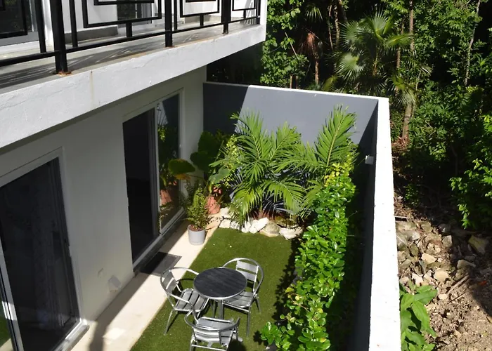 Hola, Paradise, Pool, Gym, And Tropical Escape