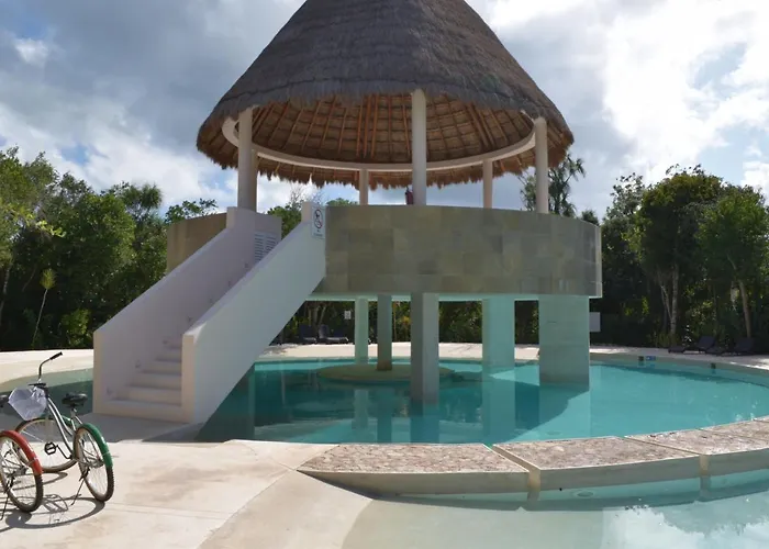 Hola, Paradise, Pool, Gym, And Tropical Escape Casa de férias *
